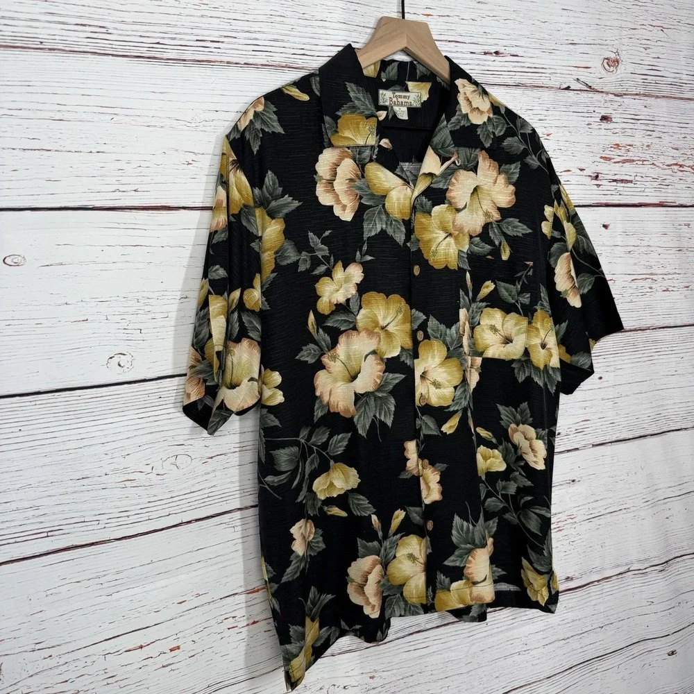 VTG Tommy Bahama Mens  Hawaiian 100% Silk Shirt Size M Floral Tropical Button - Picture 3 of 13